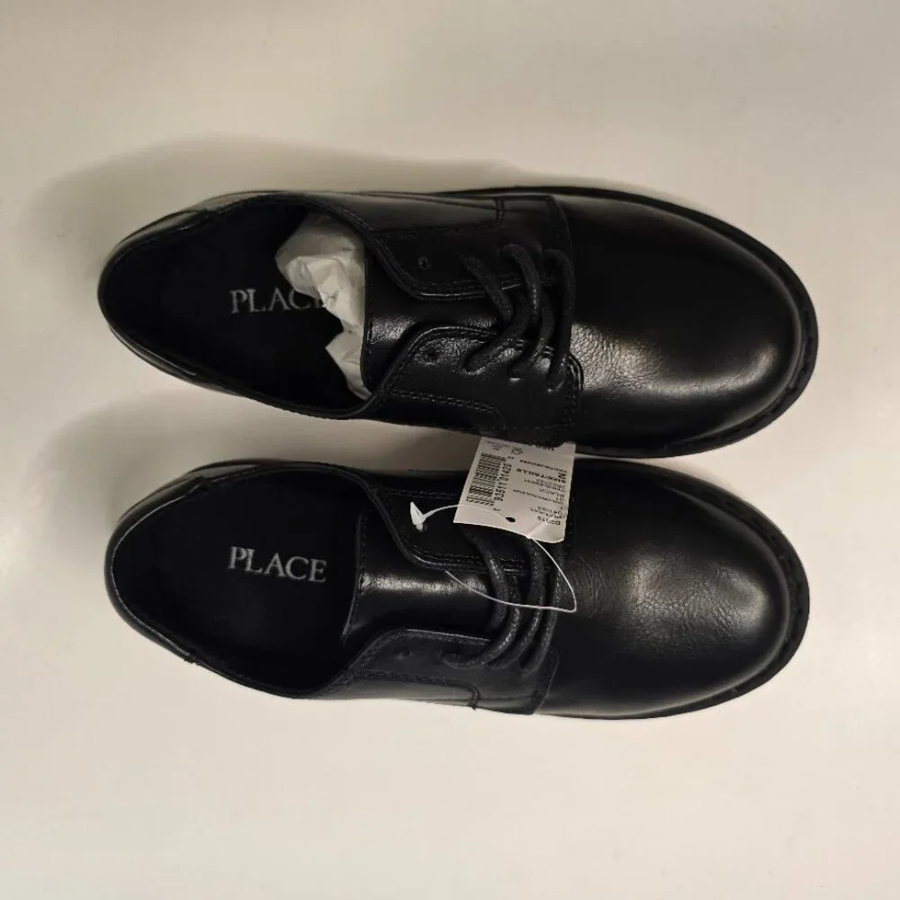 The Children's Place Youth Lace Up Dress Shoes Size 2
